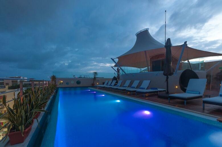 Artisan The Handmade Hotel Collection