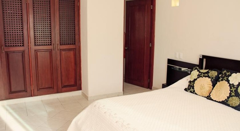 Apartamentos Playa Kaan