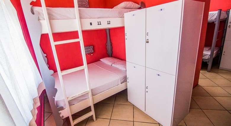 Hostel 3b Chic & Cheap