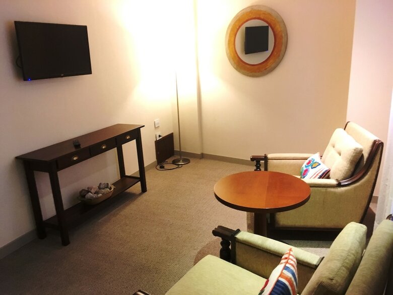 Howard Johnson Hotel Yerba Buena