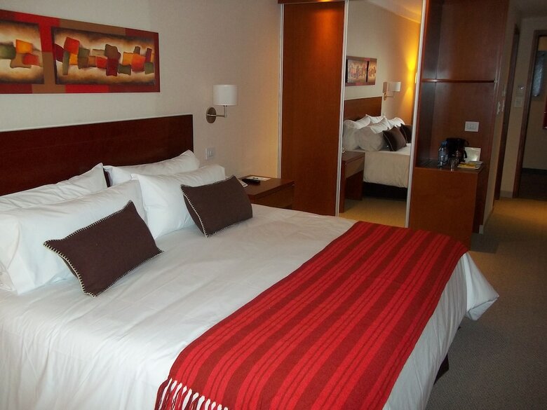 Howard Johnson Hotel Yerba Buena