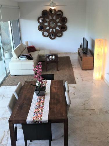 Beautiful Apartment In Playa Del Carmen