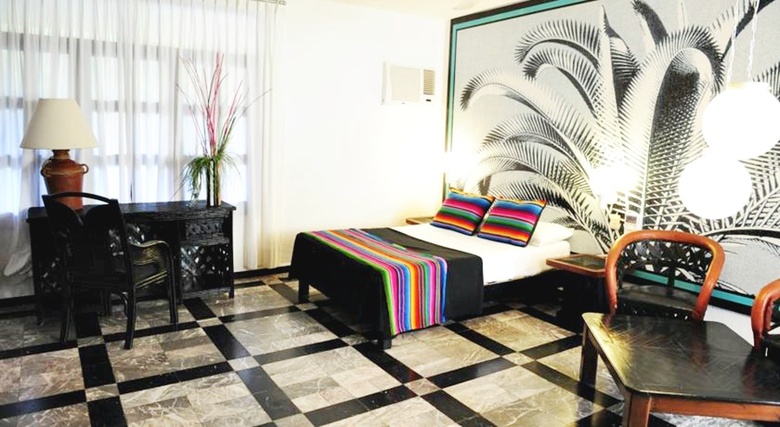 Hotel Maya Del Mar