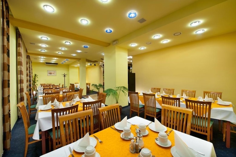 Hotel Henrietta