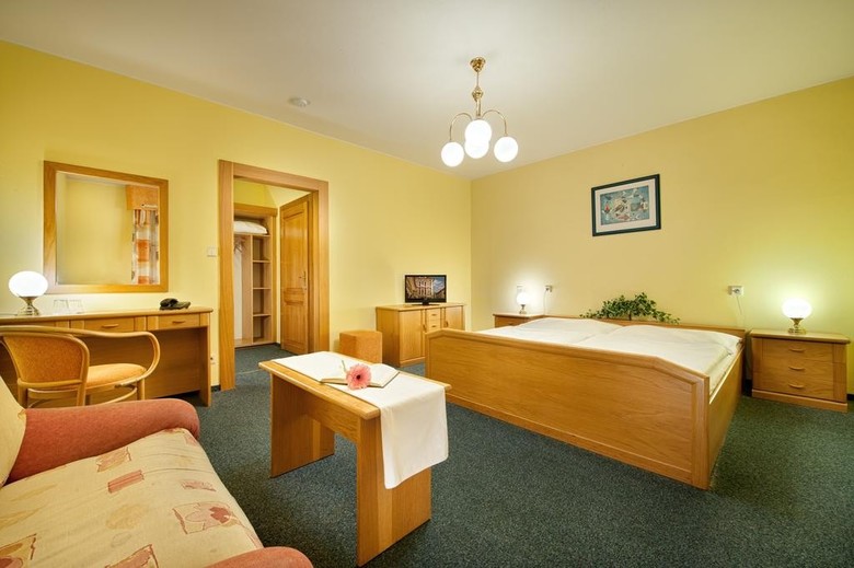 Hotel Henrietta