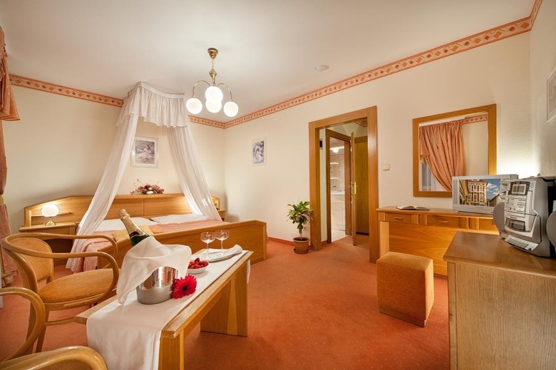 Hotel Henrietta
