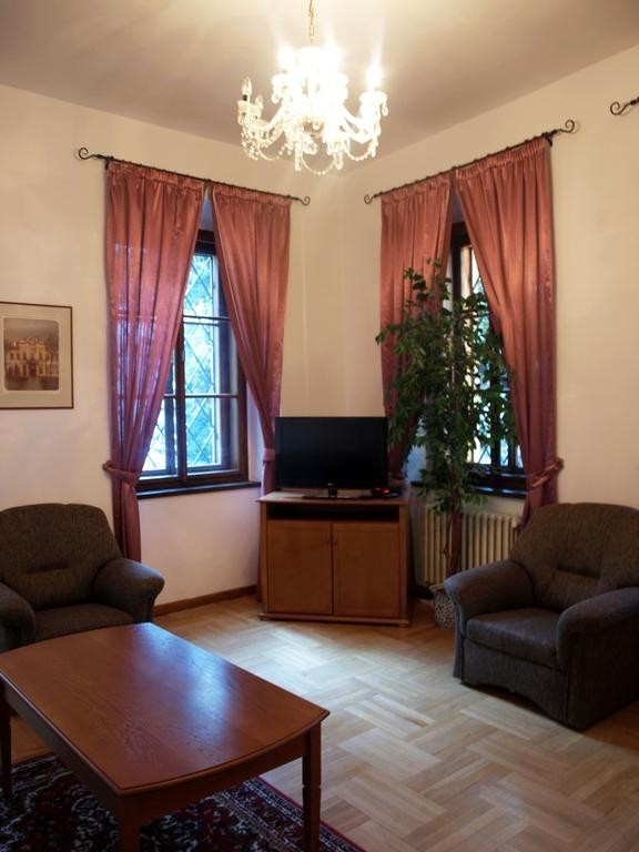 Apartamentos U Cerneho Medveda- At The Black Bear