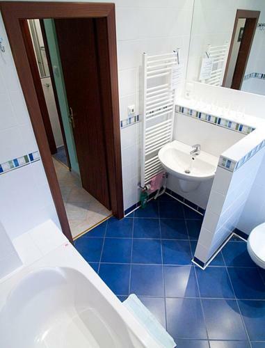 Hostal Pension Apartment Granit