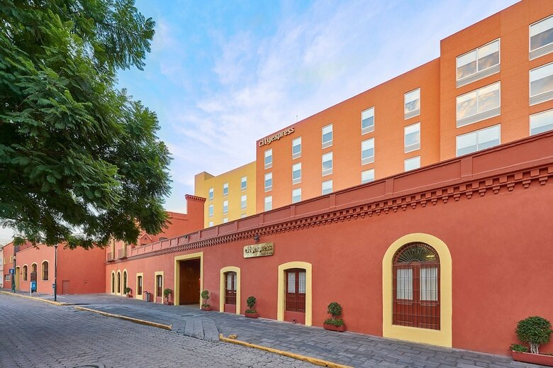 Hotel City Express Puebla Centro