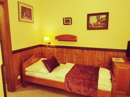 River Star Hotel