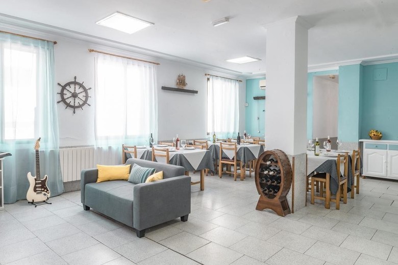 Hostal Pensi�n Del Mar