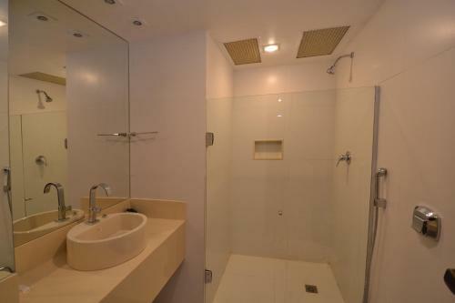 Love Time Hotel (adult Only)