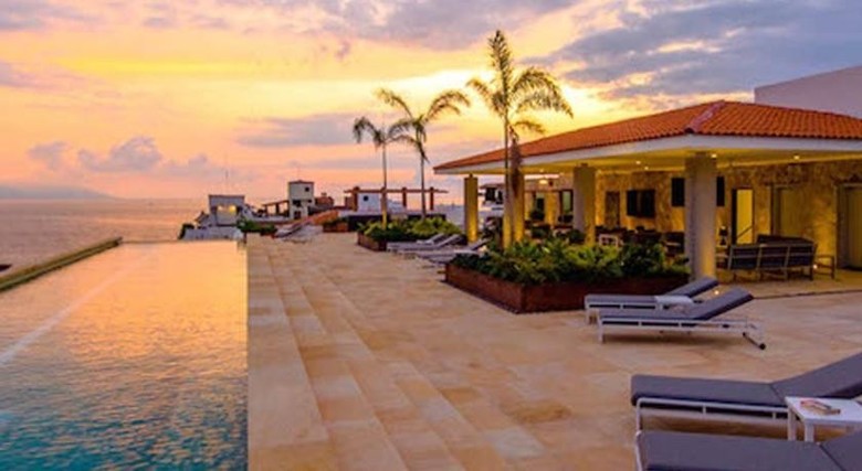 Apartamentos Luxury Puerto Vallarta Condo Romantic Zone