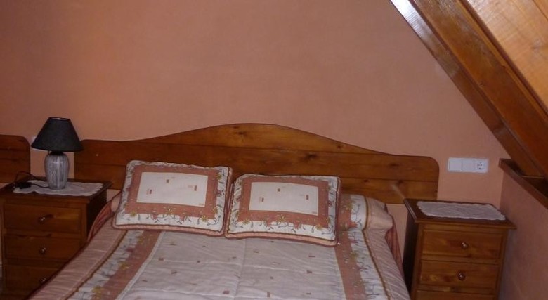 Hotel Escuils Hostal