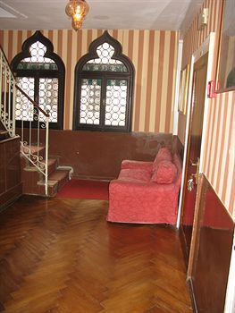 Doni Hotel