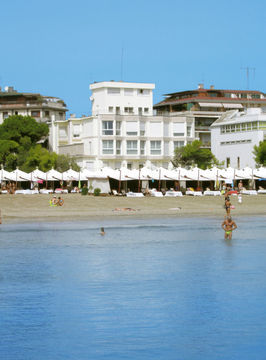 Hotel Petit Palais