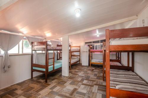 Pousada Hostel Black White