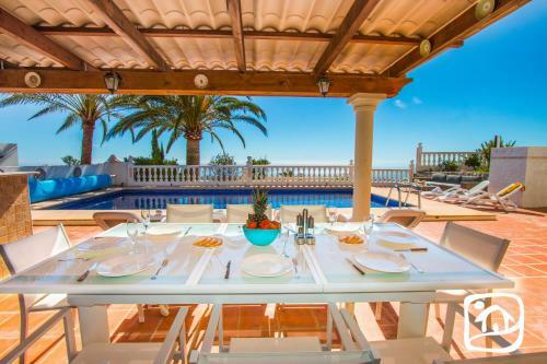 Holiday Villa Aguila