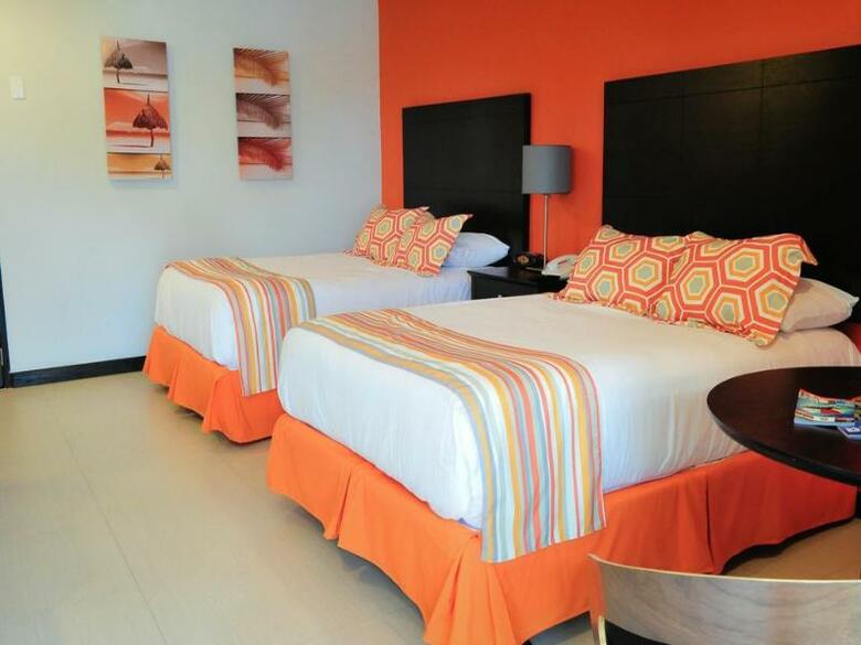 Best Western Plus Marina Shores Hotel - Dana Point