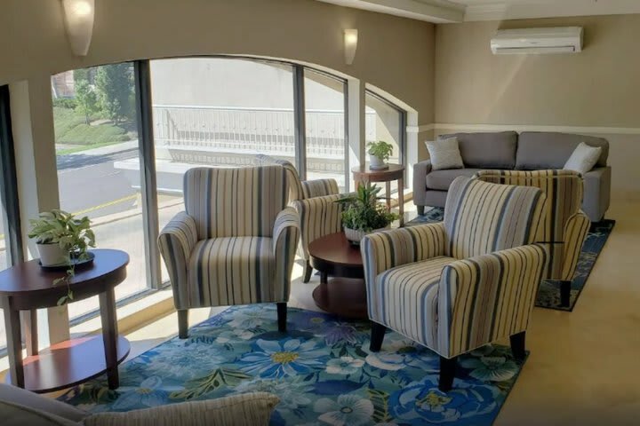 Best Western Plus Marina Shores Hotel - Dana Point