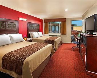 Hotel Studio Inn & Suites Downey