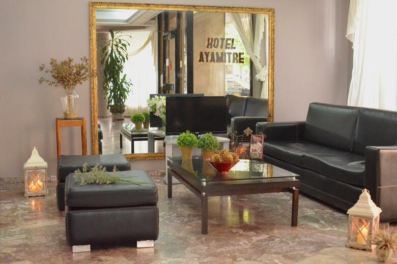 Hotel Ayamitre