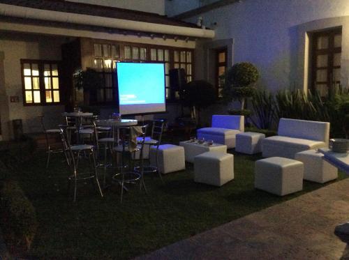 Hotel Dos Patios