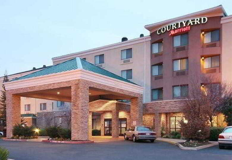 Hotel Courtyard By Marriott Sacramento Folsom