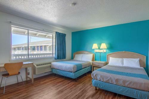 Motel 6 Fort Bragg