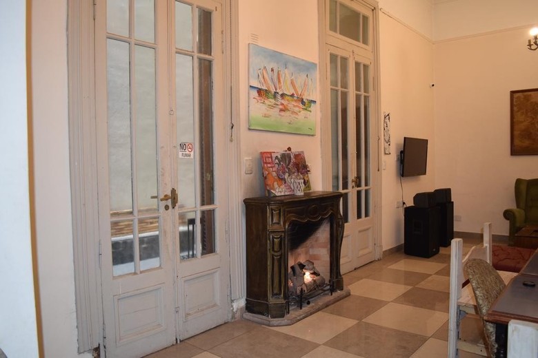 Hostal Voyage Recoleta Hostel