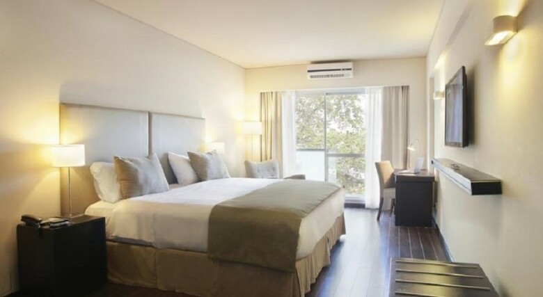 Hotel Dazzler Palermo
