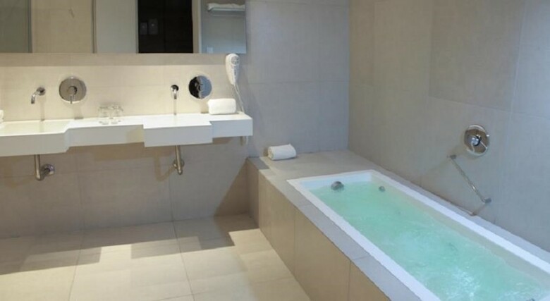 Hotel Dazzler Palermo