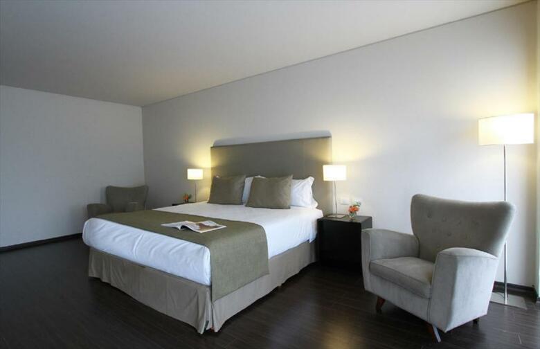 Hotel Dazzler Palermo