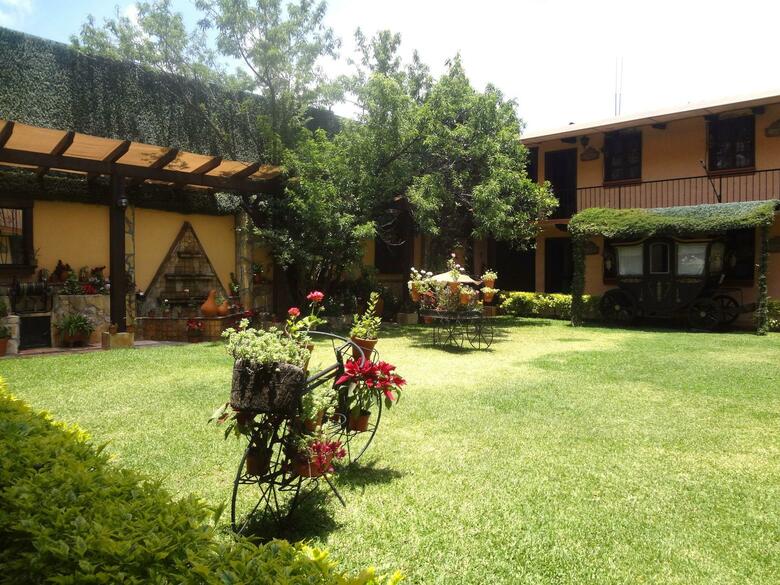 Nuestras Ra�ces Hotel - Museo - Restaurante