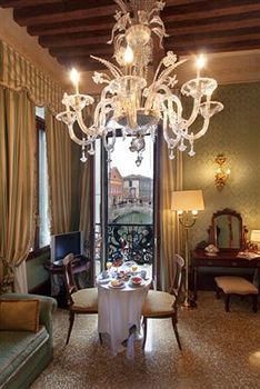 Hotel Al Ponte Dei Sospiri