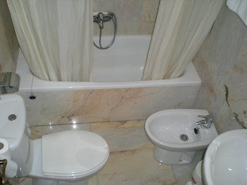 Hotel Puerta Romeros