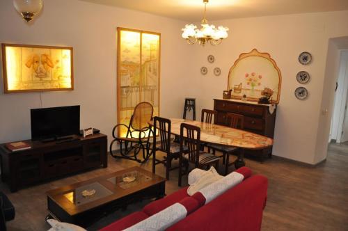 Apartamentos La Casa Pintada