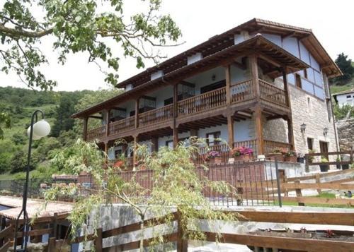 Agroturismo Viviendas Rurales Pe�a Sagra
