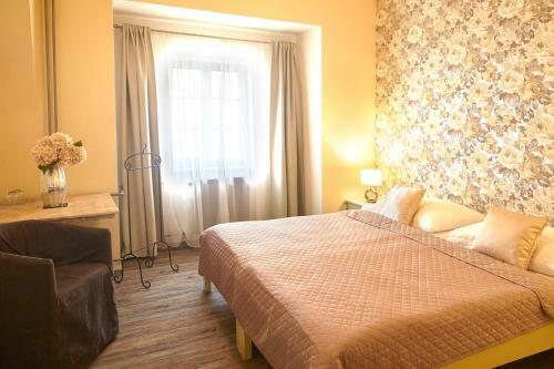 Hostal Penzion Kostnicky Dum