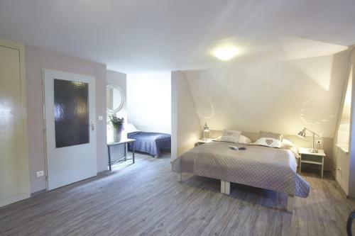 Hostal Penzion Kostnicky Dum