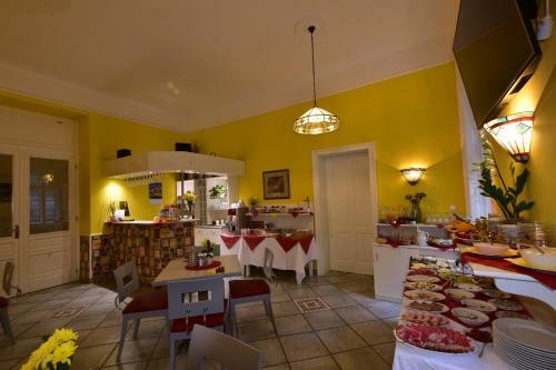 Hostal Sant Georg Garni