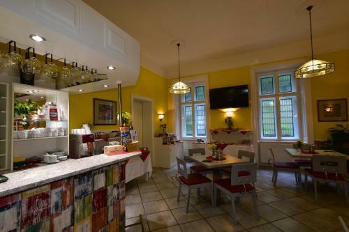 Hostal Sant Georg Garni