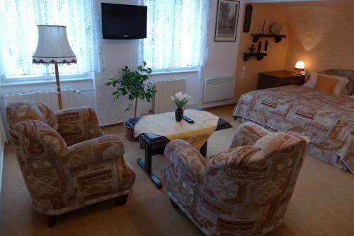Hostal George Pension