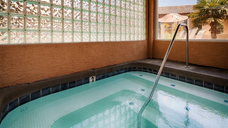 Hotel Best Western Plus A Wayfarer's Inn & Suites