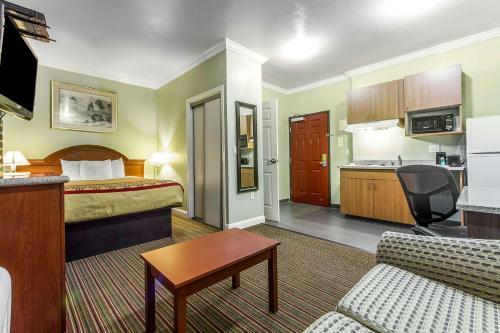 Hotel Rodeway Inn & Suites Hayward