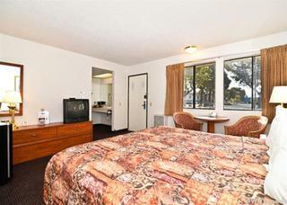 Motel Inn At Highway 1