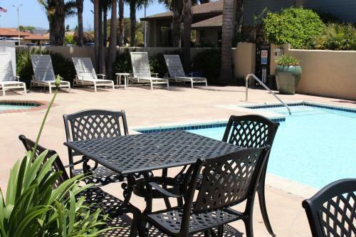 Hotel O'cairns Inn And Suites