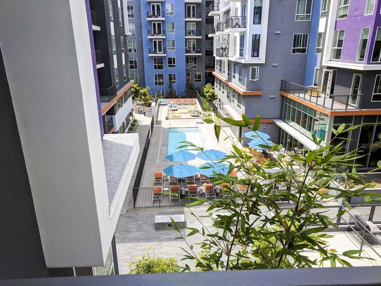 Wilshire Residence Apartment