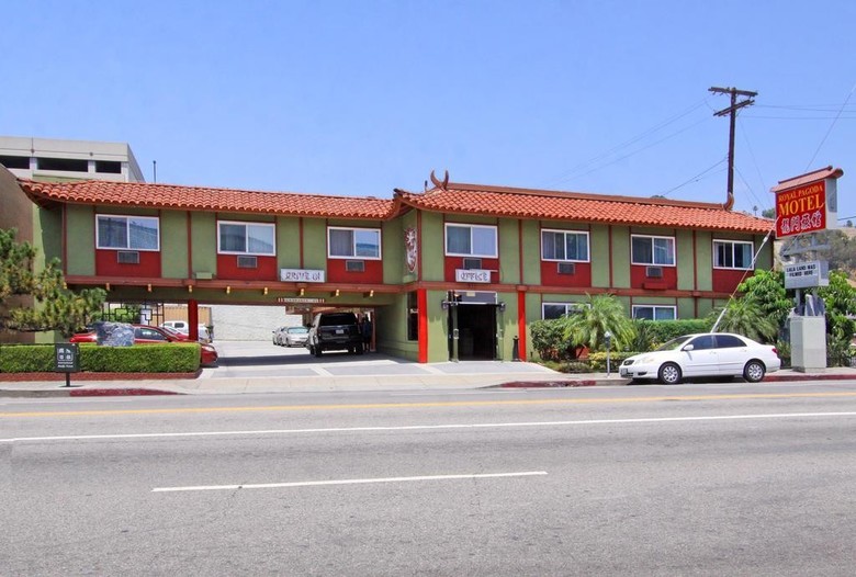 Royal Pagoda Motel