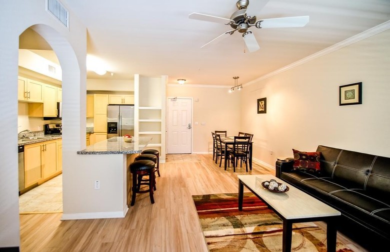 The Hollywood Ray Apartment